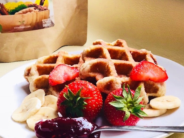 Proteïne wafels met biologische frambozensaus en fruit – recept