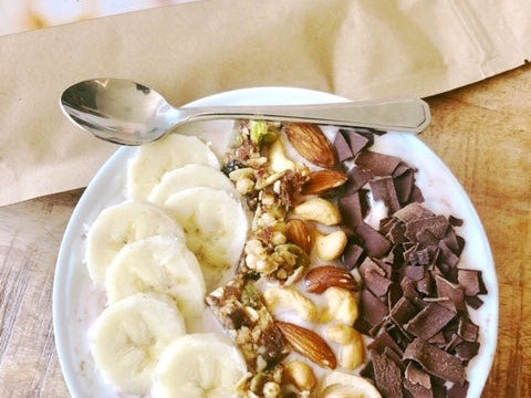 Chocolade, banaan en noten smoothie bowl – recept
